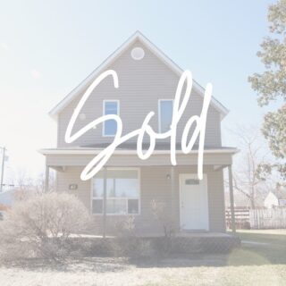 ✨SOLD✨

40 2nd Ave NW