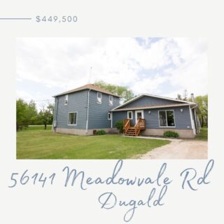 OPEN HOUSE 🏡 
Sunday, June 19th
2-4pm

Many updates throughout this solid well built home include modernizing the kitchen, flooring, drywall, exterior and more. Large living areas with 6 bedrooms would make a great option for your growing family
